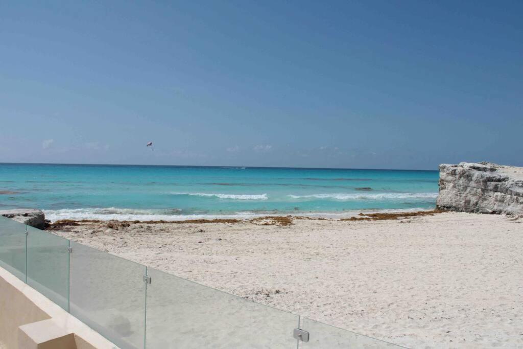 Beach Front Renewed Apartment Cancun Dış mekan fotoğraf